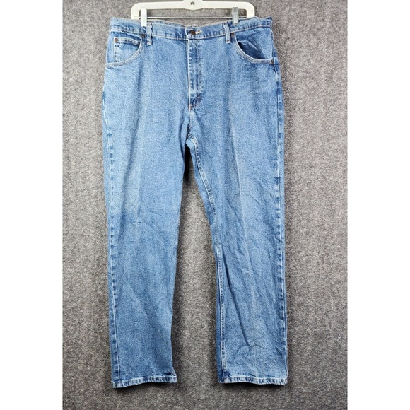 Wrangler Other - Wrangler Jeans Mens 38x30 Blue Straight Leg Medium Wash Stretch 1096FXVDB